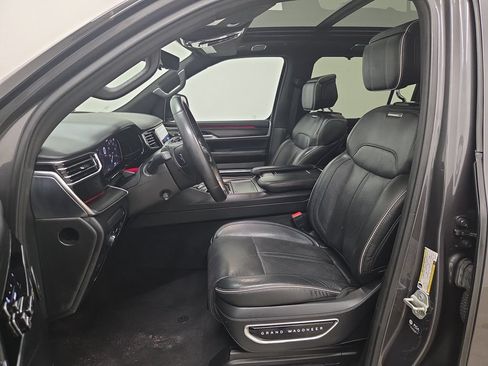 Used 2024 Jeep Grand Wagoneer Series II Obsidian w/ Quick Order Packagew 28T AWD/4WD image 10