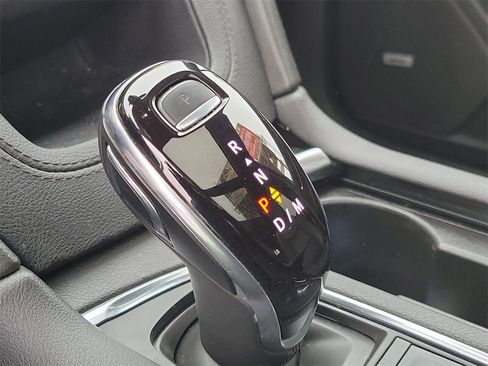 Used 2022 Cadillac XT6 Premium Luxury w/ LPO, Floor Liner Package image 33