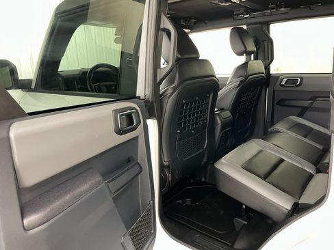 Used 2024 Ford Bronco Big Bend image 39