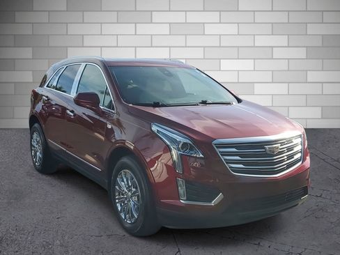 Used 2018 Cadillac XT5 Luxury w/ Driver Awareness Package image 7