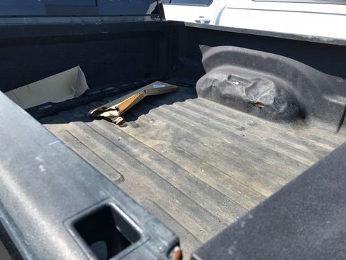 Used 2017 RAM 1500 Outdoorsman image 11