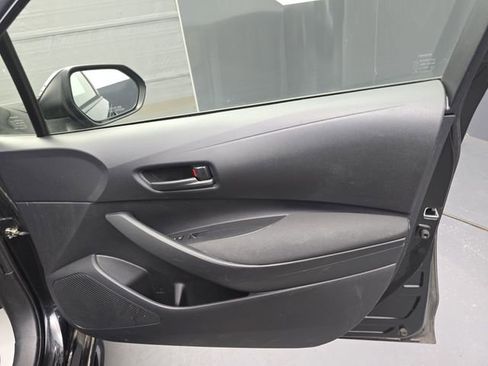 Used 2022 Toyota Corolla LE image 44