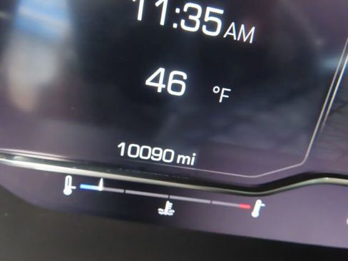 Certified 2024 GMC Yukon Denali Ultimate image 22