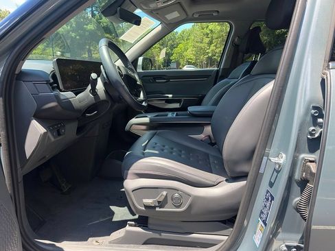 Used 2024 Kia EV9 Wind AWD/4WD image 7