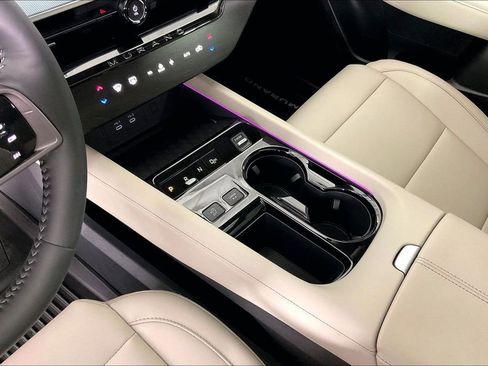 Certified 2025 Nissan Murano SL AWD/4WD image 18
