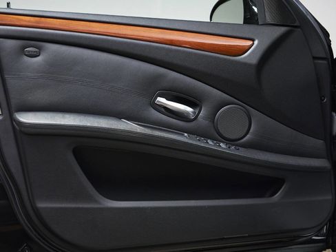 Used 2008 BMW M5 image 92