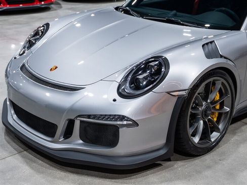 Used 2016 Porsche 911 GT3 RS RWD image 11