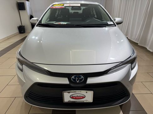Certified 2023 Toyota Corolla LE image 8