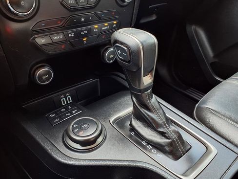 Used 2020 Ford Ranger Lariat w/ Equipment Group 501A Mid image 18