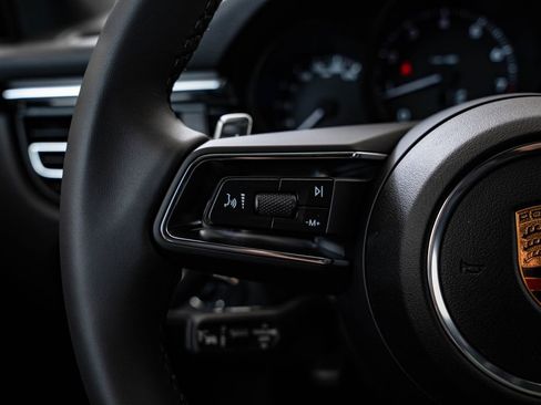 New 2026 Porsche Macan AWD/4WD image 28