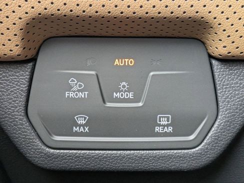New 2026 Volkswagen Atlas Cross Sport SEL Premium R-Line AWD/4WD image 36