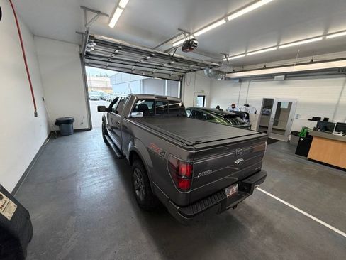 Used 2014 Ford F150 FX4 w/ Equipment Group 402A Luxury AWD/4WD image 5