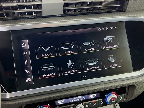 Used 2024 Audi Q3 2.0T Premium Plus image 15