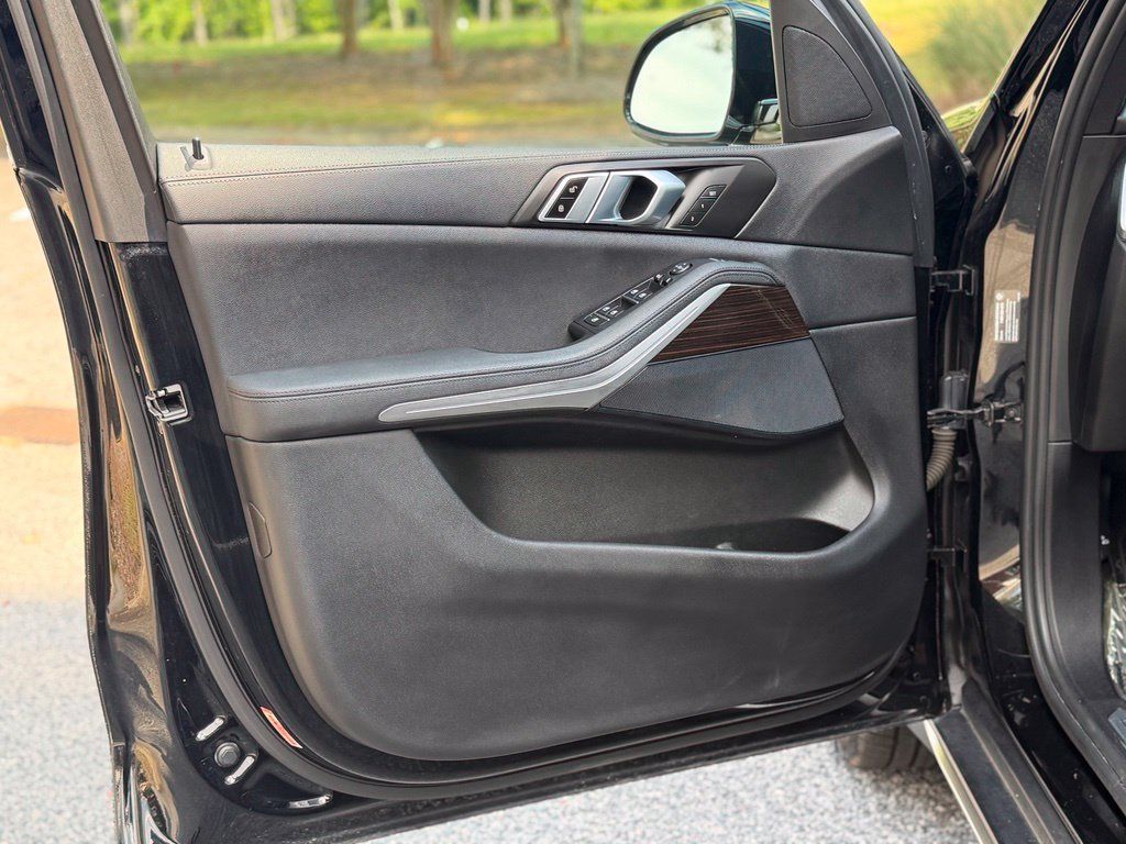 Used 2020 BMW X5 sDrive40i w/ Convenience Package RWD image 9