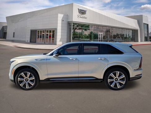 New 2025 Cadillac Escalade IQ Luxury 1 image 3