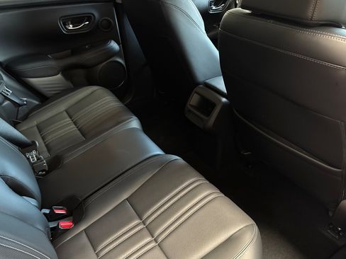 Certified 2024 Honda HR-V EX-L image 32