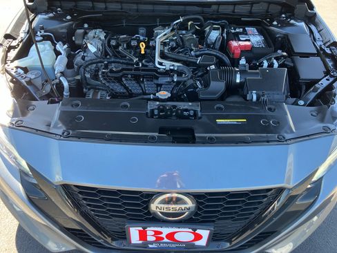 Used 2022 Nissan Altima 2.5 SR w/ Midnight Edition Package AWD/4WD image 38