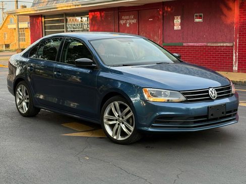 Used 2016 Volkswagen Jetta S FWD image 2