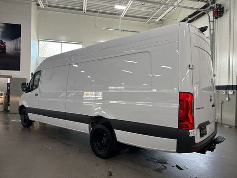 New 2025 Mercedes-Benz Sprinter 3500 image 2