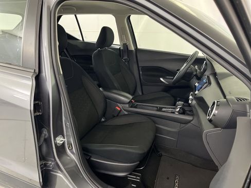 Used 2024 Nissan Kicks SV image 21