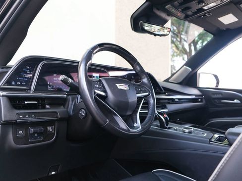 Used 2021 Cadillac Escalade ESV Sport w/ Driver Assist Tech Package RWD image 20