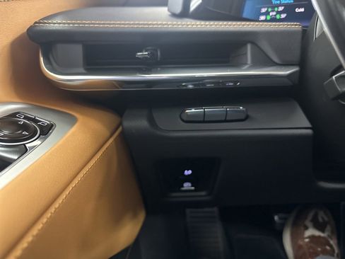 Certified 2020 Chevrolet Corvette Stingray Preferred Cpe w/ 2LT Preferred Equipment Group image 33