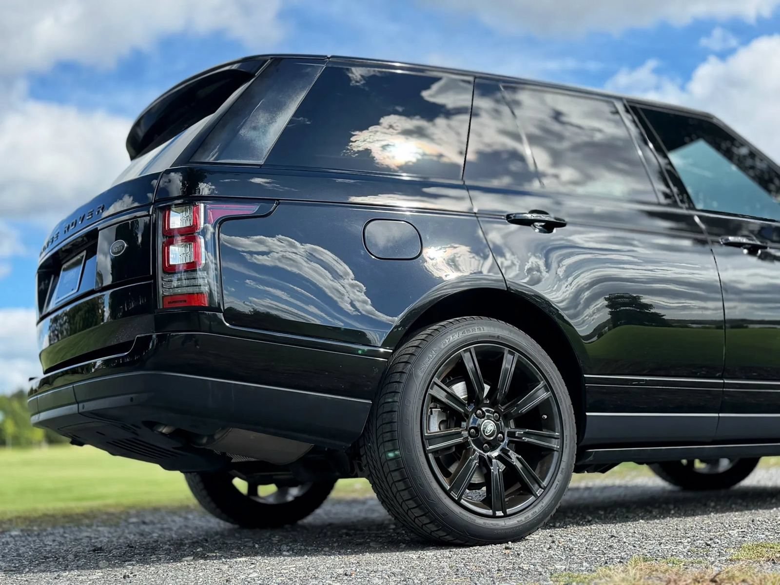 Used 2015 Land Rover Range Rover HSE AWD/4WD image 54
