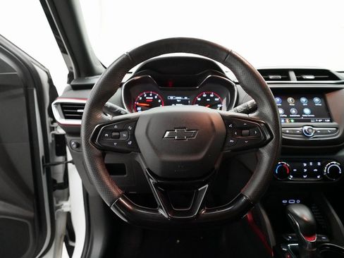 Used 2022 Chevrolet TrailBlazer RS image 4