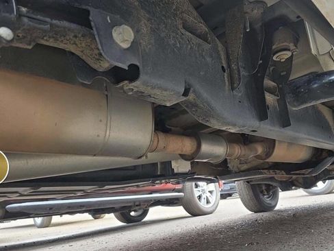 Used 2018 Ford F350 XL image 8