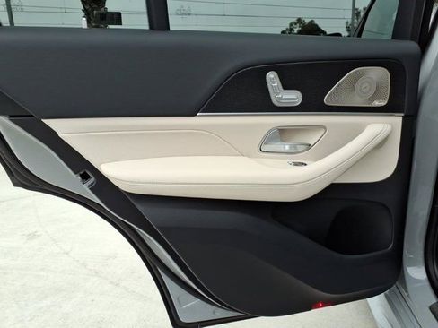 New 2026 Mercedes-Benz GLE 450 4MATIC image 16