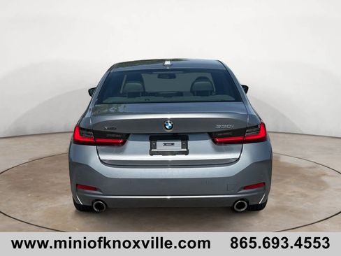 Used 2023 BMW 330i xDrive Sedan w/ Premium Package AWD/4WD image 4