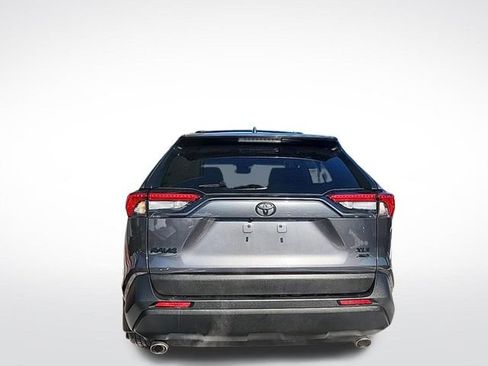 Used 2024 Toyota RAV4 XLE w/ Convenience Package image 4