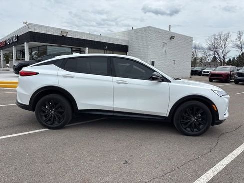 Used 2024 Buick Envista Sport Touring w/ Convenience I Package image 5