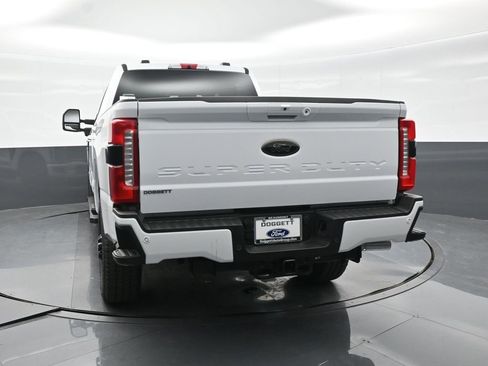 New 2026 Ford F250 Lariat w/ Black Appearance Package image 5