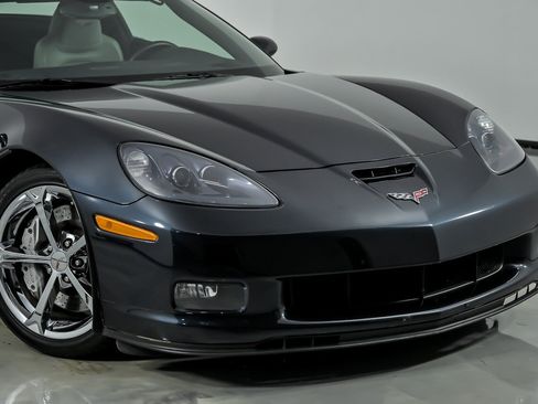 Used 2013 Chevrolet Corvette Grand Sport w/ 3LT Preferred Equipment Group image 3