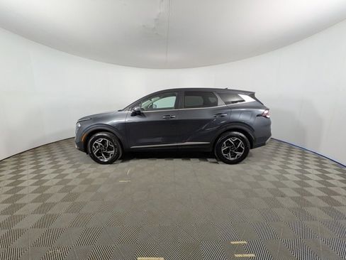 Used 2023 Kia Sportage LX image 25