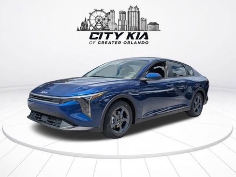 New 2026 Kia K4 FWD image 25