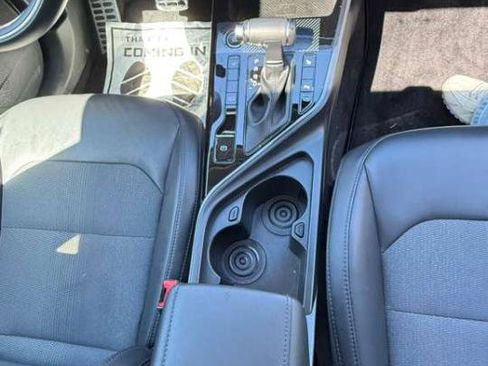 Used 2023 Kia Niro EX Touring FWD image 5