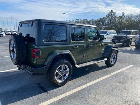 Used 2021 Jeep Wrangler Unlimited Sahara w/ Uconnect 4C Nav & Sound Group image 7