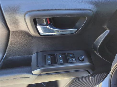 Used 2022 Toyota Tacoma TRD Sport w/ TRD Premium Sport Package image 8