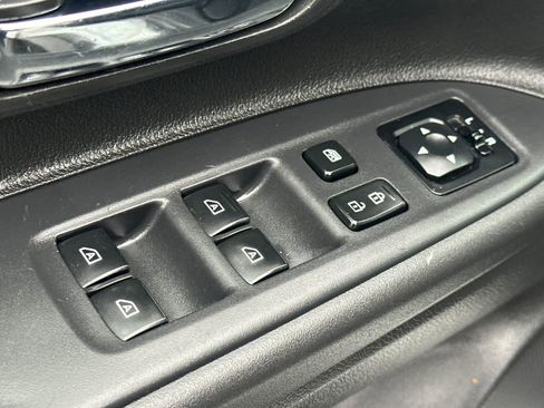 Used 2019 Mitsubishi Outlander ES image 13