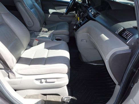Used 2013 Honda Odyssey EX-L image 24