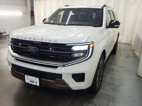 New 2025 Ford Expedition Max King Ranch image 9