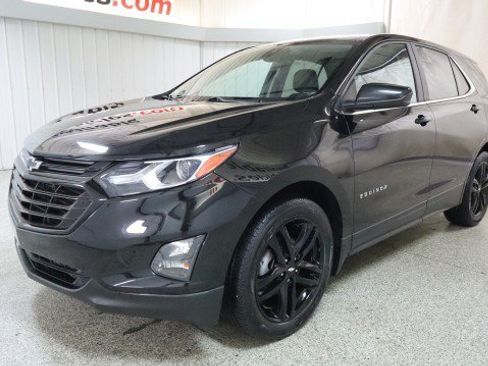 Used 2021 Chevrolet Equinox LT FWD image 2