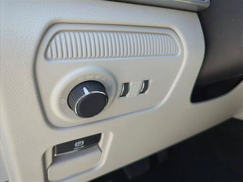 New 2026 Jeep Grand Wagoneer Limited AWD/4WD image 16