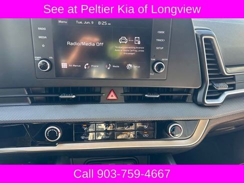 Used 2025 Kia Sportage LX FWD image 16