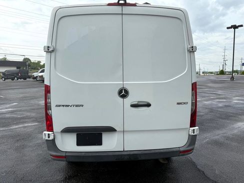 Used 2019 Mercedes-Benz Sprinter 144 w/ Driver Convenience Package image 5