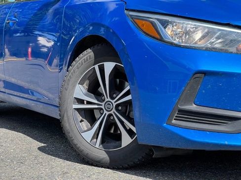 Used 2021 Nissan Sentra SV image 2