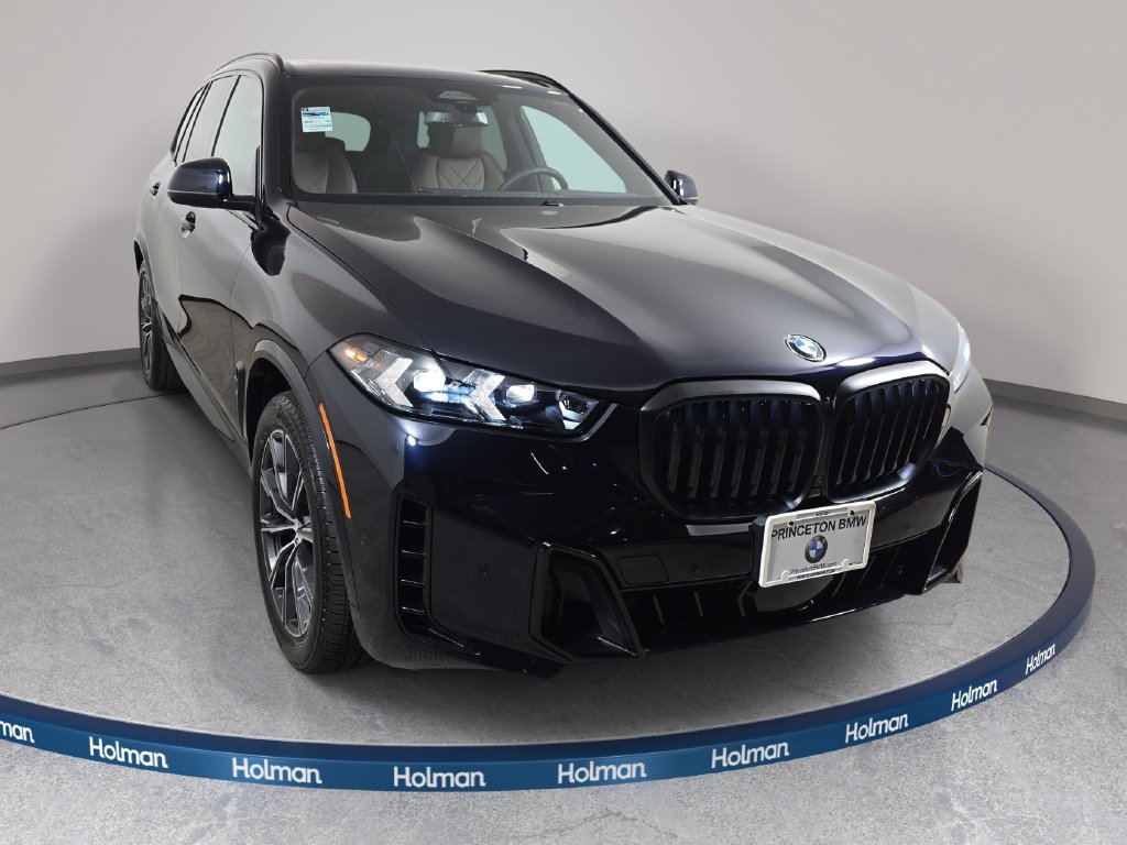 Certified 2026 BMW X5 xDrive40i AWD/4WD image 3