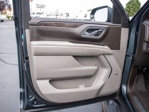 Used 2021 Chevrolet Tahoe Z71 w/ Z71 Off-Road Package image 9